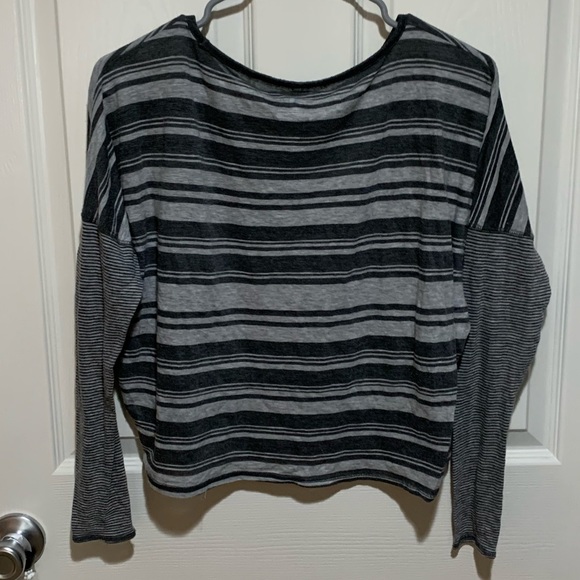 Athleta long sleeve striped crop top - Picture 2 of 3